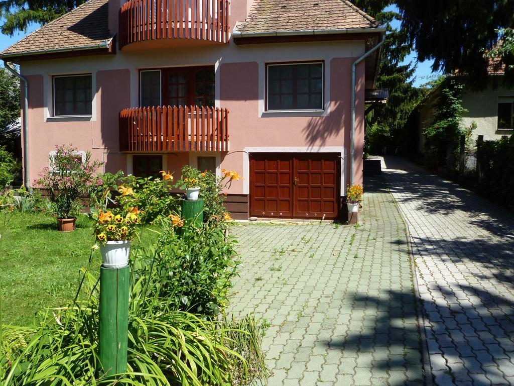 Liget Szallashely Berettyoujfalu Exterior photo